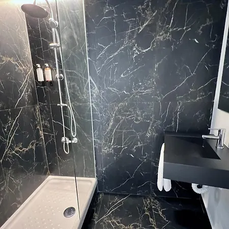 Aldara Hotell