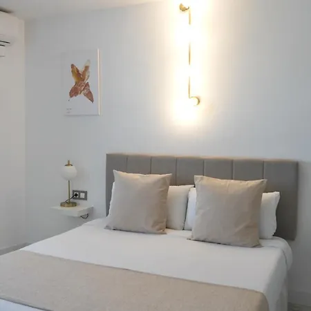 Aldara Hotell *