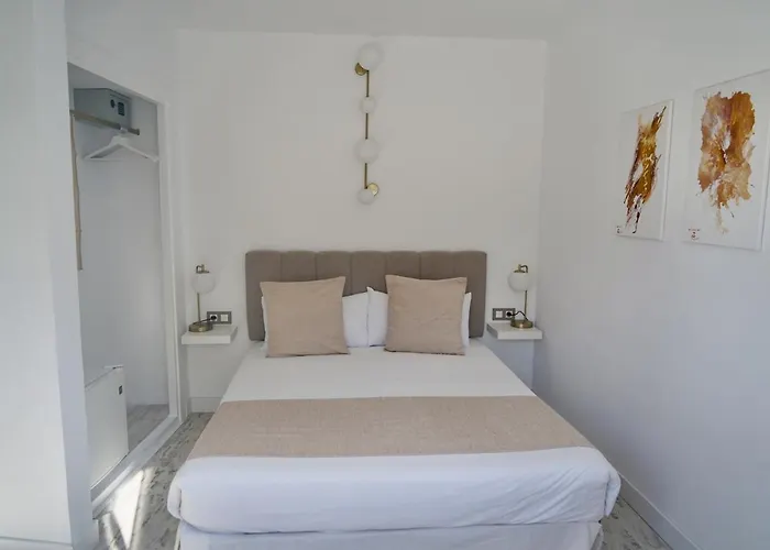 Aldara Hotel